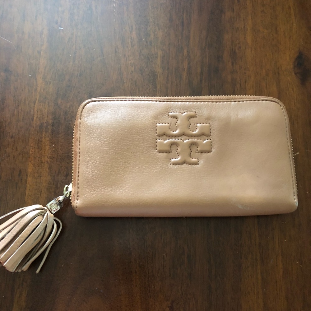 Tory Burch wallet